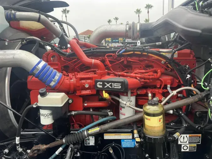 2023 Peterbilt 389