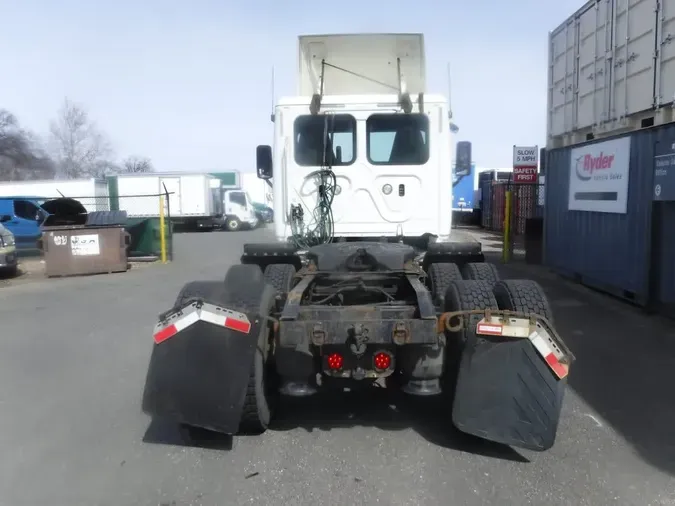 2018 FREIGHTLINER/MERCEDES CASCADIA 125