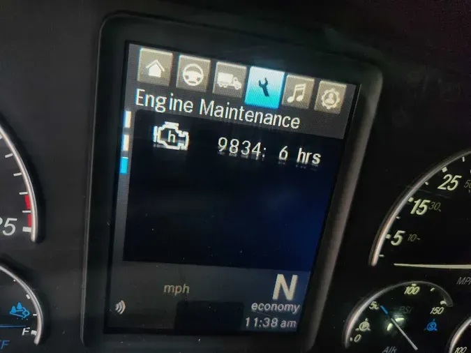 2023 FREIGHTLINER Cascadia 126