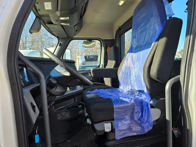 2019 FREIGHTLINER/MERCEDES NEW CASCADIA 116