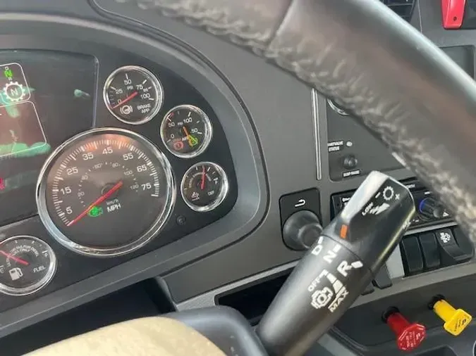 2021 Kenworth T680