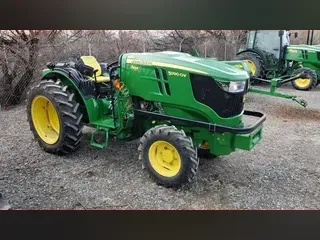 2019 John Deere 5090GV
