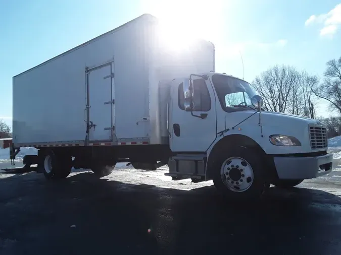 2020 FREIGHTLINER/MERCEDES M2 106