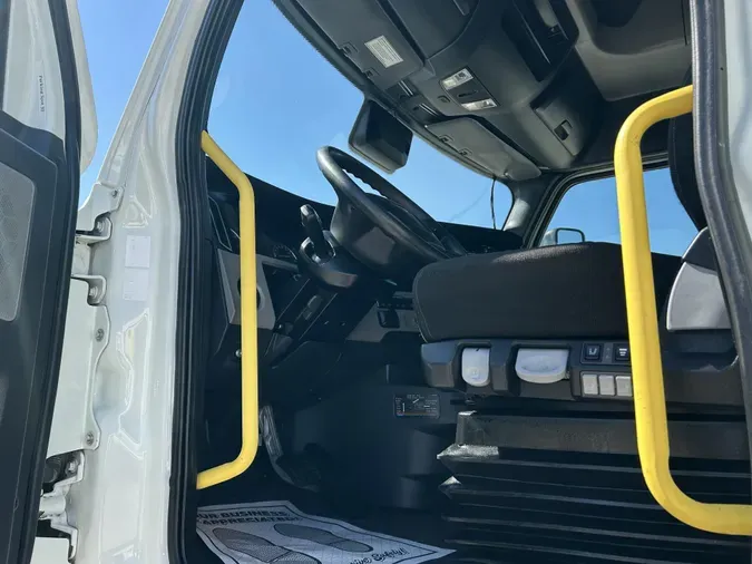 2021 Freightliner Cascadia