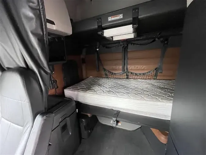 2021 FREIGHTLINER CA126
