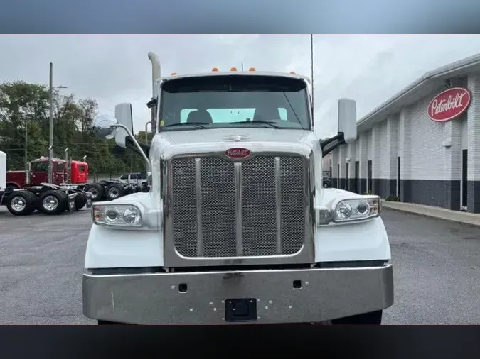 2021 Peterbilt 567