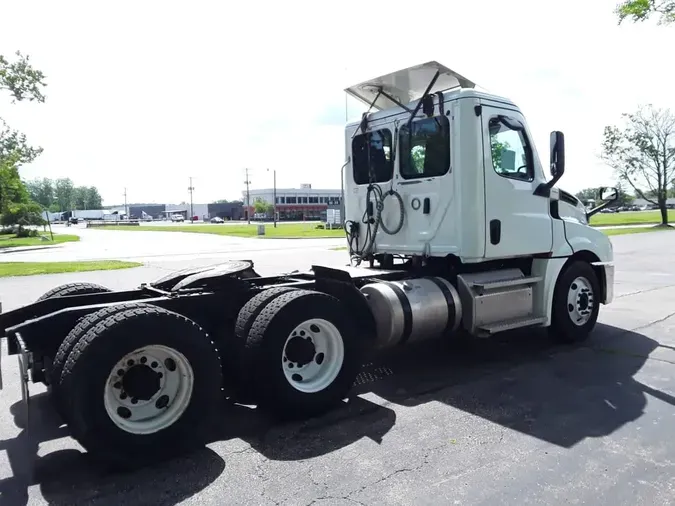 2020 FREIGHTLINER/MERCEDES NEW CASCADIA PX12664