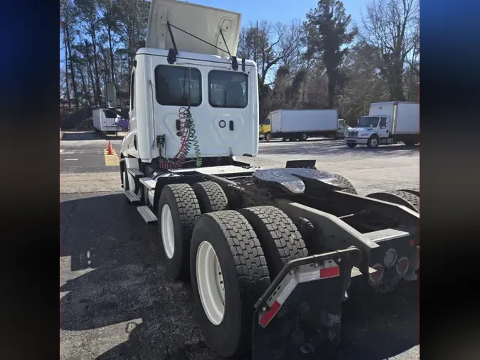 2020 FREIGHTLINER/MERCEDES NEW CASCADIA PX12664b6b9133bd91dc8dccf438b7f1ea6b2fa