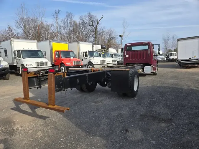 2019 FREIGHTLINER/MERCEDES M2 106