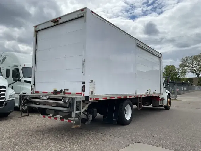 2019 FREIGHTLINER/MERCEDES M2 106