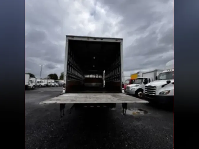 2019 FREIGHTLINER/MERCEDES M2 106