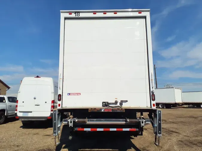 2018 FREIGHTLINER M2 106