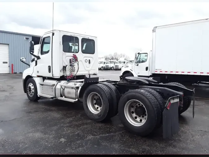 2021 FREIGHTLINER/MERCEDES NEW CASCADIA PX12664