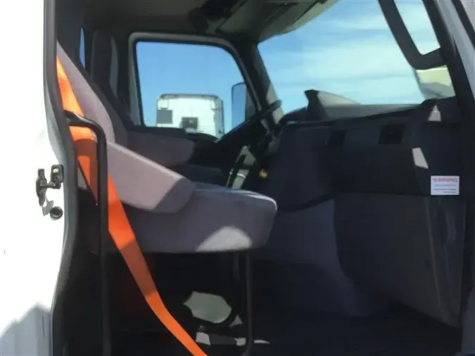 2018 INTERNATIONAL LT