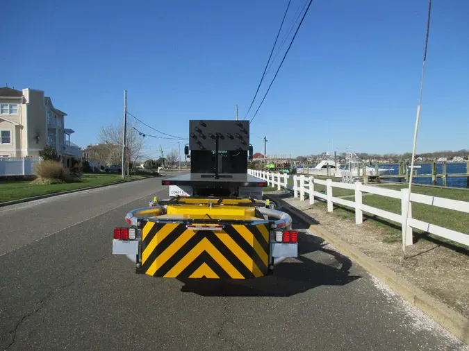 2016 INTERNATIONAL 4300