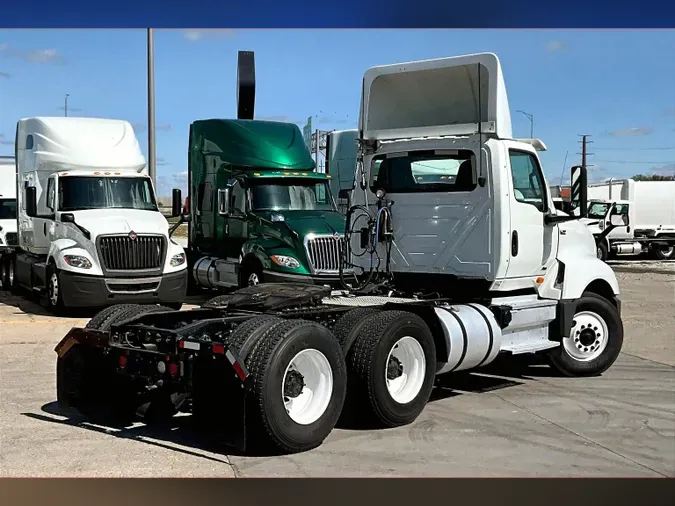 2019 INT LT625 6x4