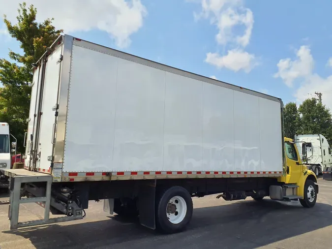 2016 FREIGHTLINER/MERCEDES M2 106