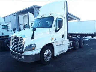 2019 FREIGHTLINER/MERCEDES CASCADIA 125