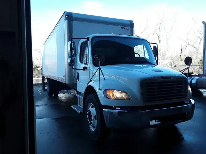 2020 FREIGHTLINER/MERCEDES M2 106