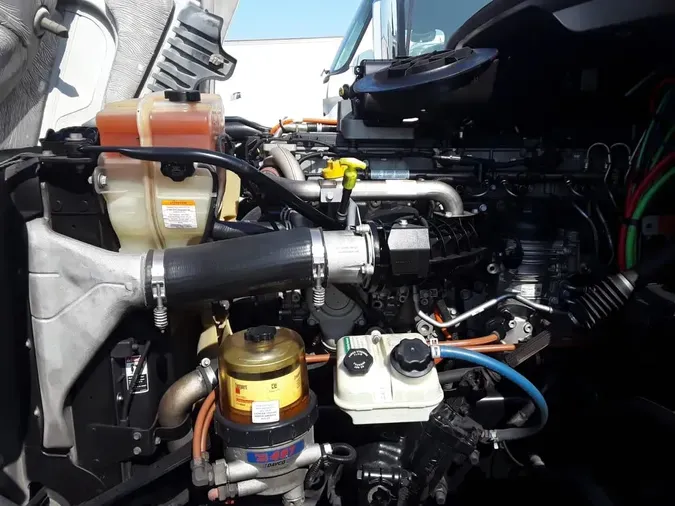 2018 FREIGHTLINER CASCADIA 125