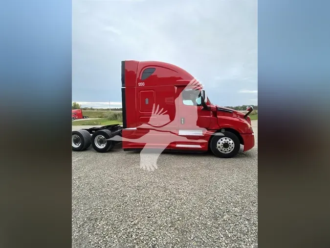 2018 FREIGHTLINER CASCADIA 126