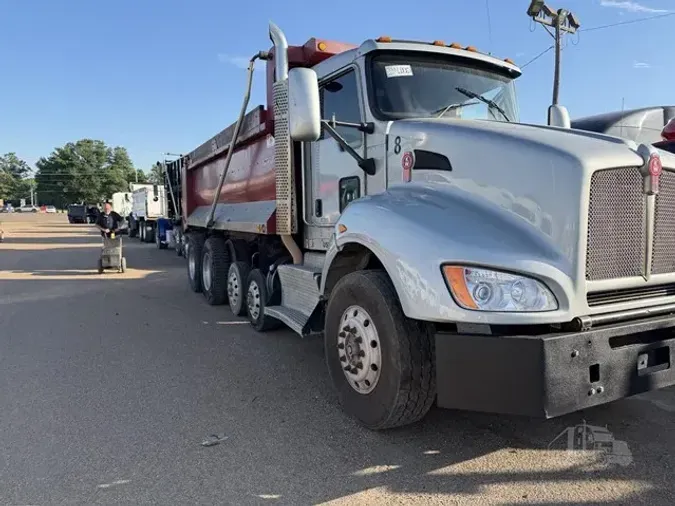 2017 KENWORTH T440b6ce260adf81f41790cb8499dff6e2e1