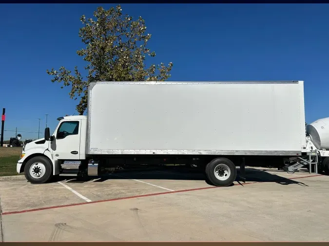 2025 Kenworth T280