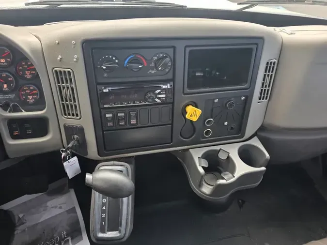 2019 NAVISTAR INTERNATIONAL 4300