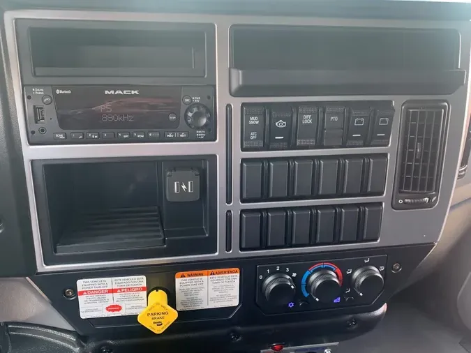 2026 MACK MD MD6 Marion 26x103x102