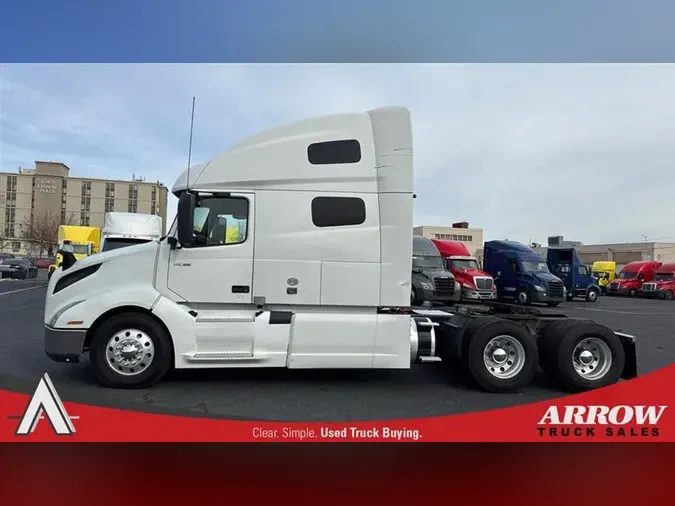2019 VOLVO VNL760