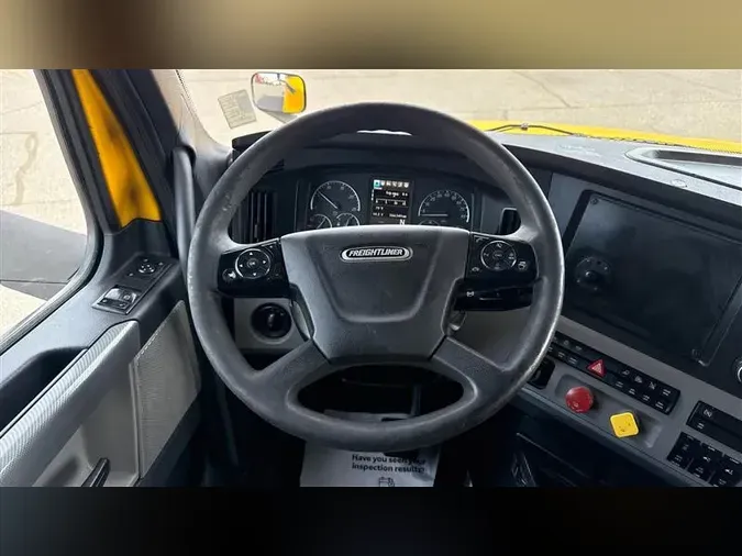 2020 FREIGHTLINER CA126
