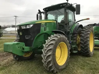 2018 John Deere 7270R