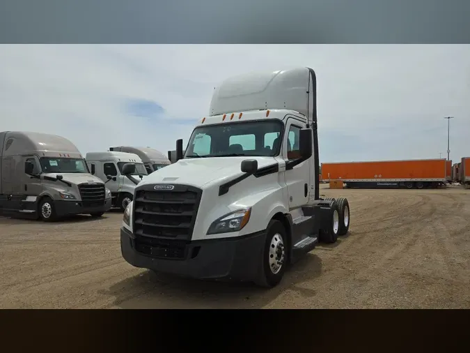 2019 Freightliner Cascadia 126