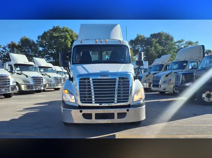 2020 FREIGHTLINER/MERCEDES CASCADIA 125b6e47289e7e93d0623feea9f9bd54179