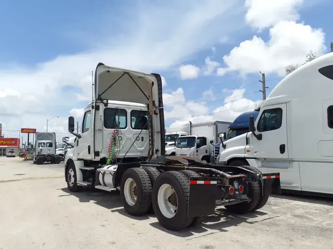 2019 FREIGHTLINER NEW CASCADIA PX12664