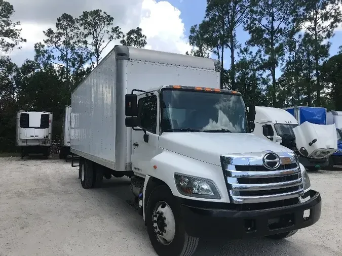 2017 Hino Truck 268b6e8e71ca6b620f6649f62161b93e752