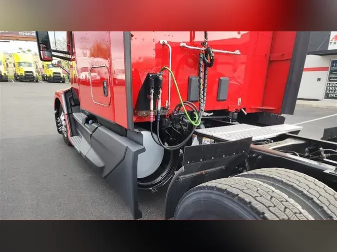 2022 KENWORTH T680