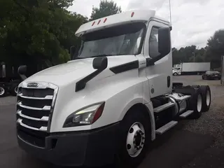 2019 FREIGHTLINER NEW CASCADIA PX12664