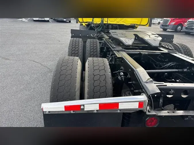 2018 INTERNATIONAL RH613