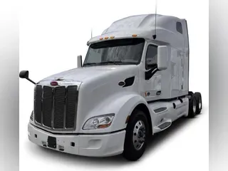 2022 Peterbilt 579