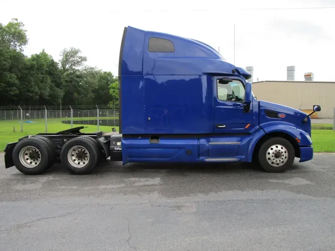 2022 Peterbilt 579