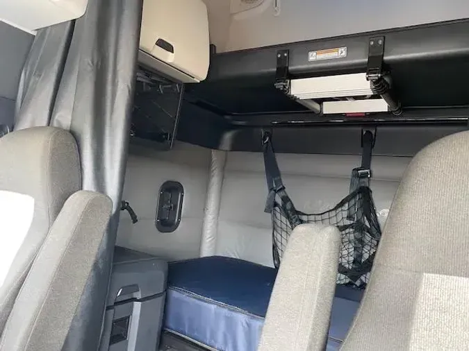 2022 Freightliner Cascadia