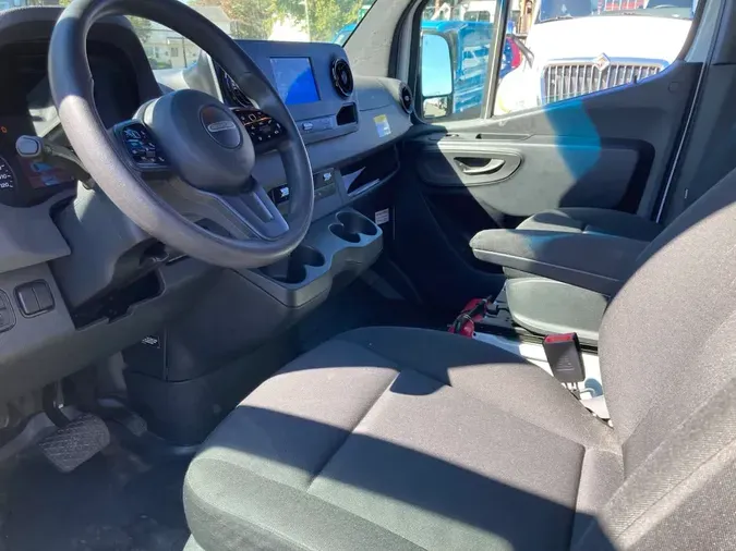 2020 FREIGHTLINER SPRINTER 2500 VAN