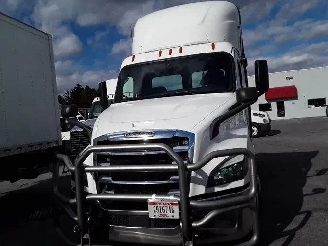 2020 FREIGHTLINER/MERCEDES NEW CASCADIA 116