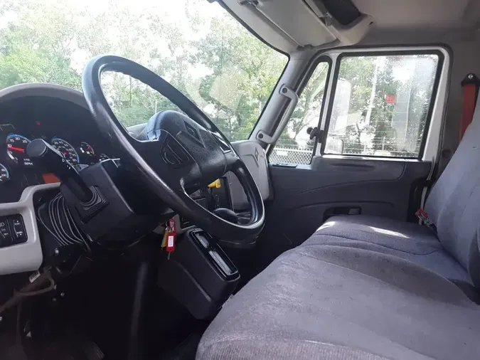 2019 NAVISTAR INTERNATIONAL 4300