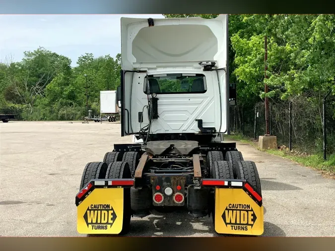 2019 INT LT625 6x4