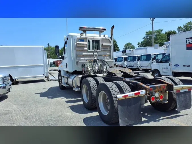 2020 FREIGHTLINER/MERCEDES CASCADIA 125