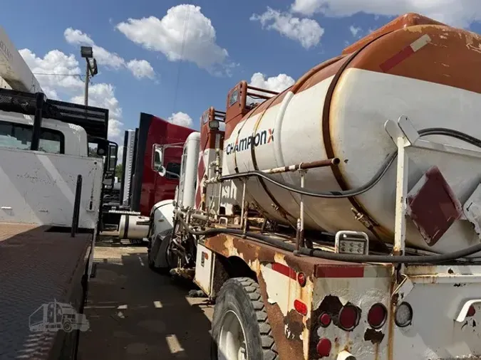 2012 PETERBILT 337b7025e754a3cb8f92b09e9d1fb742d3d
