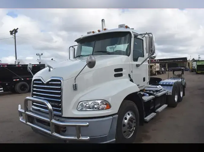 2017 MACK PINNACLE CXU613b70331cc2928dc6be922b6813a17f6fa