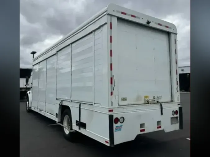 2018 FREIGHTLINER/MERCEDES M2 106